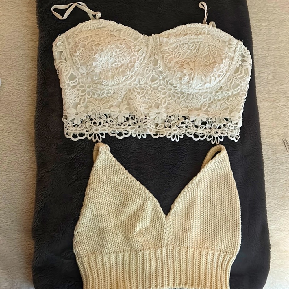 Ladies small cropped tops
